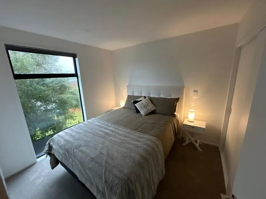 Luxury 2 Bedroom Hideout Near Cbd,Merivale Mall Christchurch Holiday home